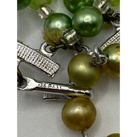 Vintage  Japan Green Beaded Double-Strand Necklace With Hook Clasp J0246 - Picture 8 of 8